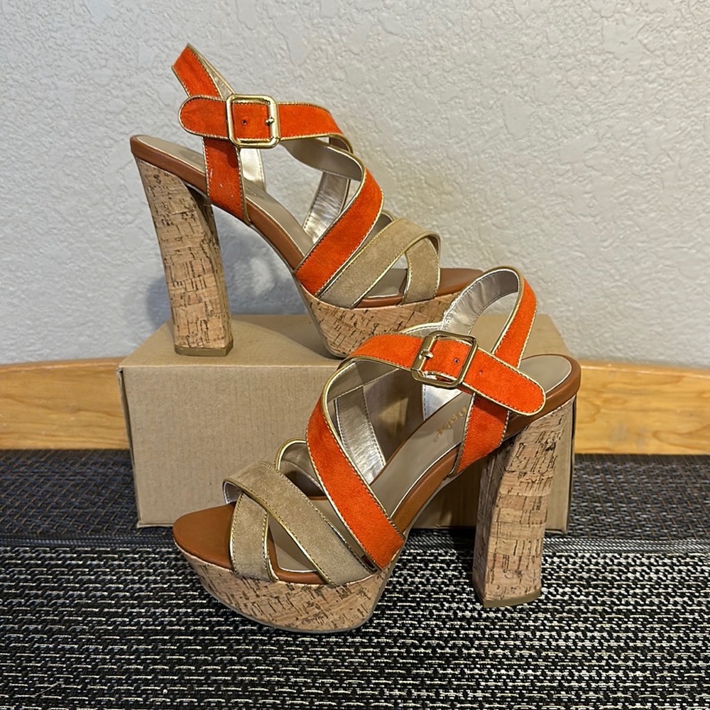 Limelight Klaudia beige orange platform women’s size 7